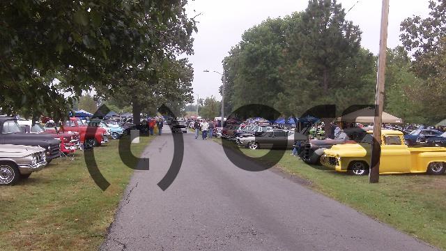 Product picture River Run car show 2011 0012