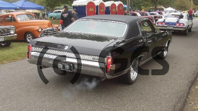 Product picture River Run car show 2011 0015