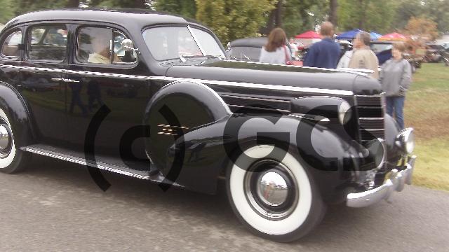 Product picture River Run car show 2011  0017