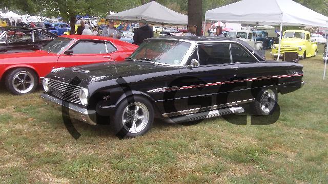 Product picture River Run car show 2011 0022