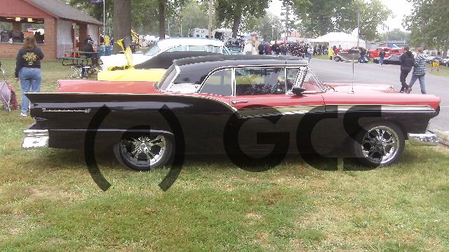 Product picture River Run car show 2011  0034