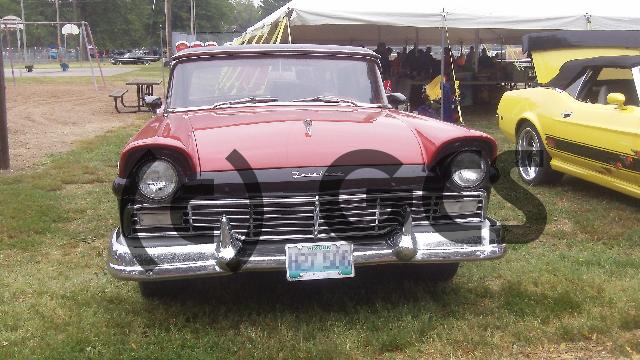 Product picture River Run car show 2011 0036