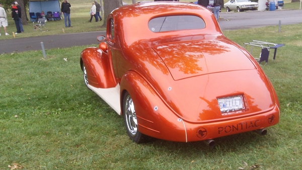 Product picture River Run car show 2011 0041