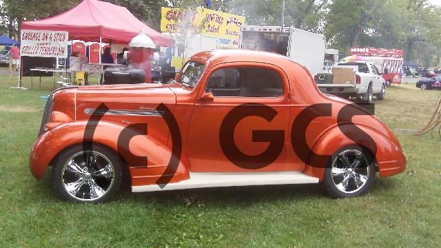 Product picture River Run car show 2011 0042