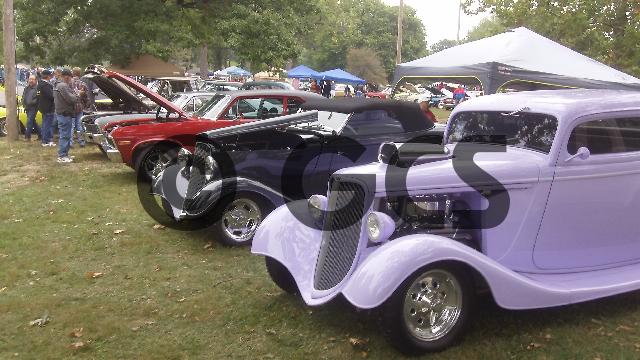 Product picture River Run car show 2011 0182