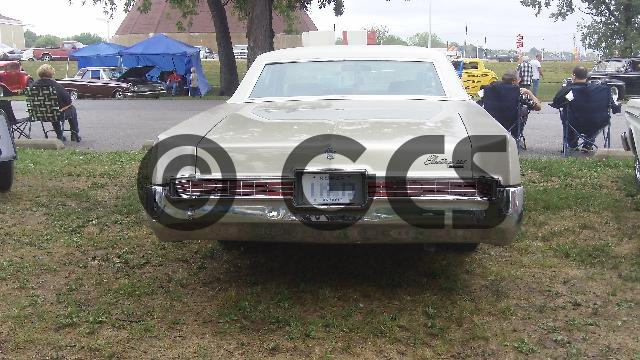 Product picture River Run car show 2011 0212