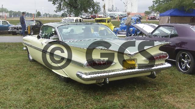 Product picture River Run car show 2011 0215