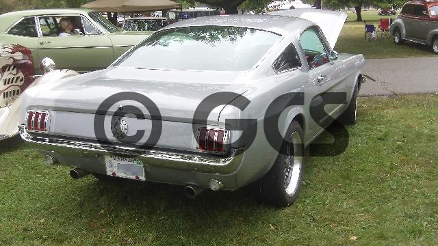 Product picture River Run car show 2011 0241