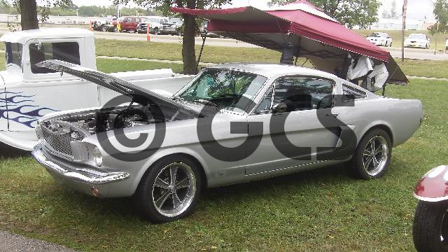 Product picture River Run car show 2011 0243